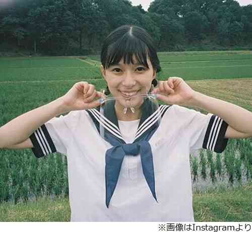 芳根京子＆船越英一郎の“フェイスシールドあるある” | Narinari.com