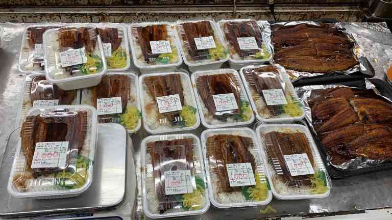 「1キロ弁当」が目玉商品の弁当屋 コロナ禍が高収益実現の要因に