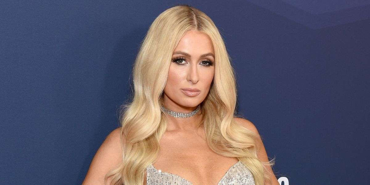パリス・ヒルトン、10代の虐待経験を告白「朝から晩まで怒鳴られ、体罰を受けた」