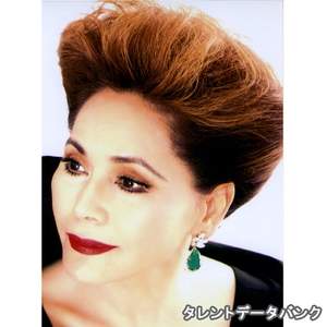 美しさ国宝級!顔面が整いすぎている60歳以上の女性有名人ランキング