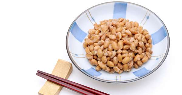 “納豆1日3食”ダイエットが及ぼす危険…管理栄養士が指摘 | 女性自身