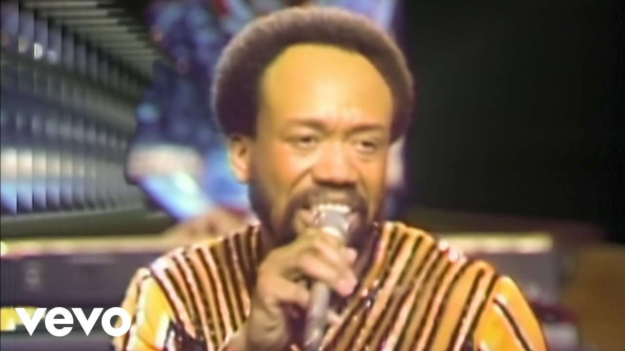 Earth, Wind & Fire - September (Official Video) - YouTube