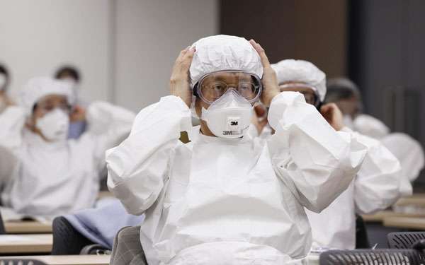 秋冬は超危険 新型コロナ“第3波”日本国内死者12万人の衝撃データ（日刊ゲンダイDIGITAL） - Yahoo!ニュース