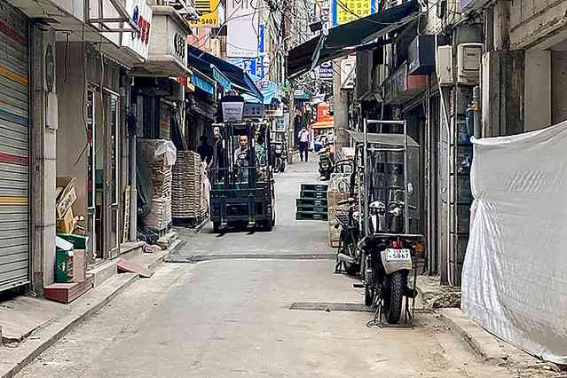 「日本依存」から離れられない韓国の実態 建築作業員はマキタ愛用 - ライブドアニュース