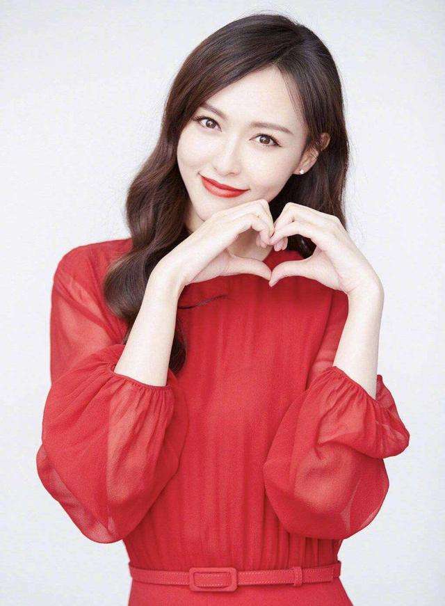 赤リップに憧れる