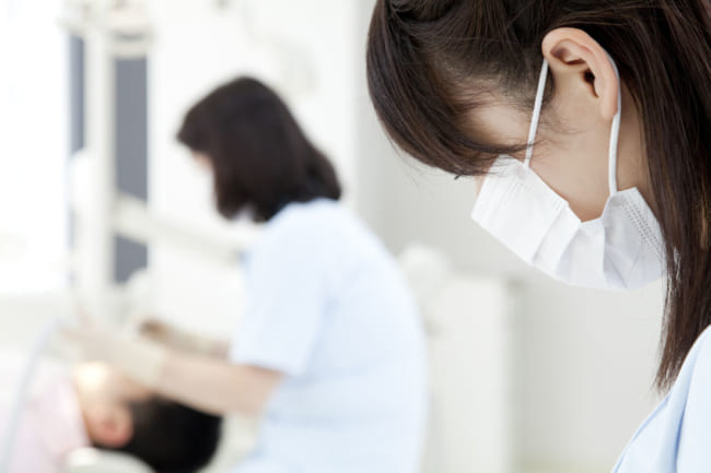 患者数世界一の「歯周病」、18～20歳にした