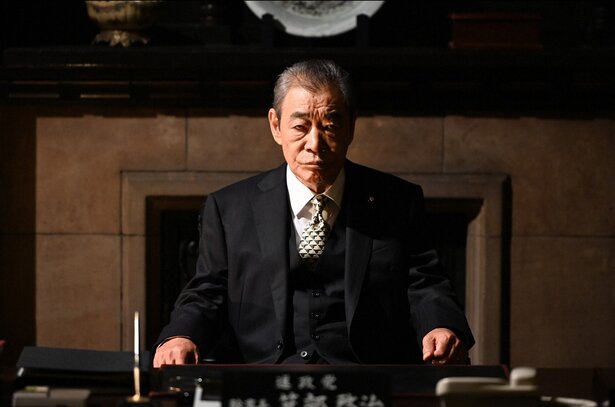 菅義偉氏、自民新総裁へ 内閣人事局変えず各省庁幹部が政策反対なら「異動してもらう」