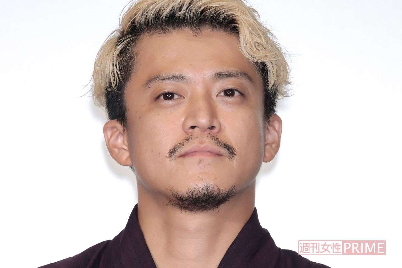 小栗旬「定時を守れ!」映画撮影で働き方改革、山田孝之らと“俳優労組”結成へ前進 | 週刊女性PRIME