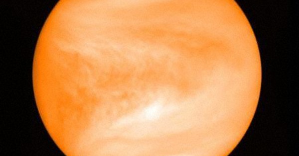 金星の大気に生命の可能性　京産大などのチームが英科学誌に発表 - 毎日新聞