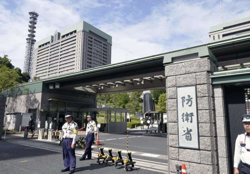 防衛費、過去最大の5兆4千億円　東京に電子戦部隊新設、概算要求