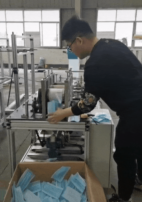 シャープのマスク、今頃当選した人いますか？