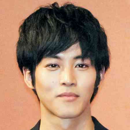 松坂桃李主演映画「新聞記者」の女性記者役決定が超難航した“理由” | アサ芸プラス