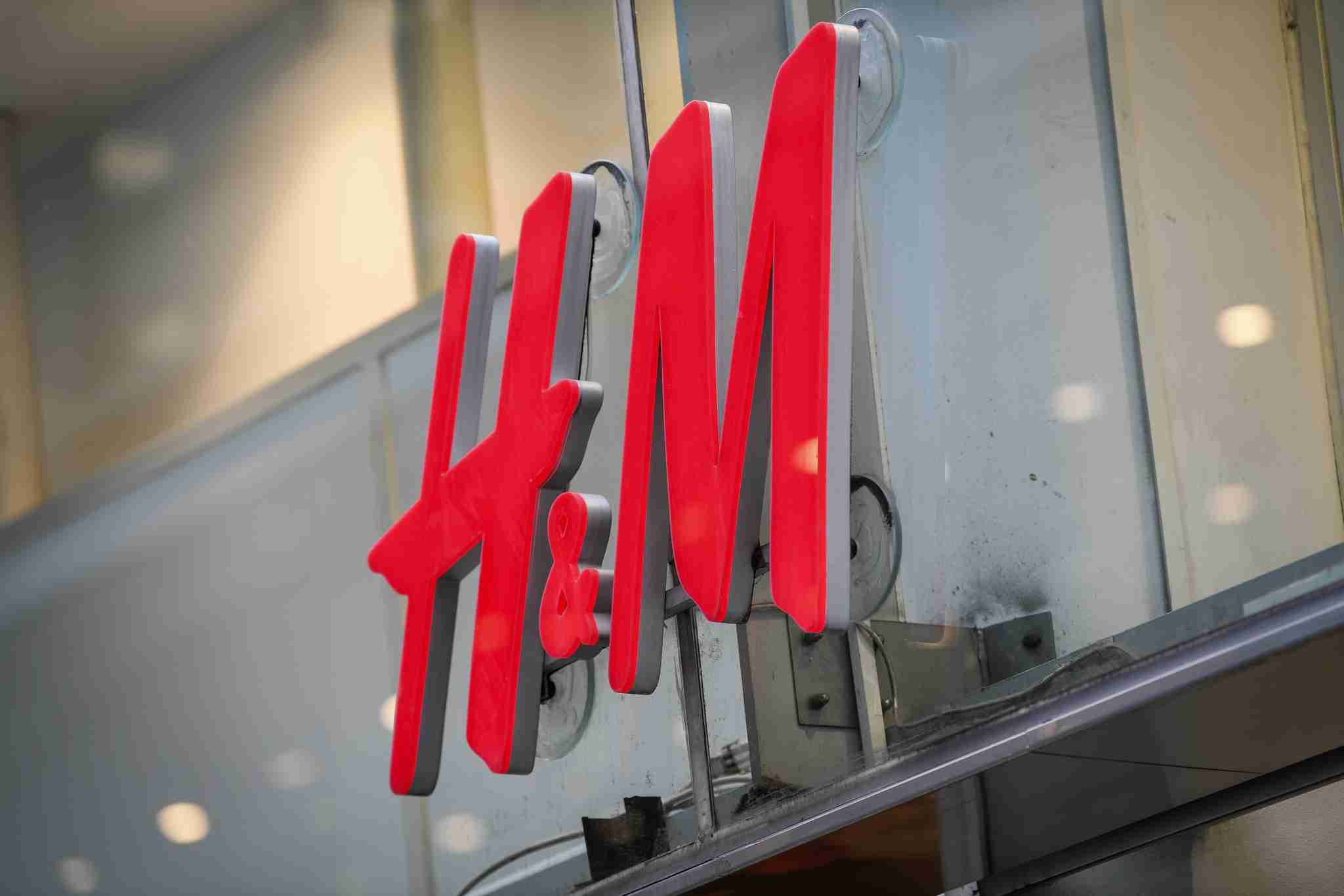 「強制労働」疑惑めぐり、H&M 中国業者との取引打ち切りへ（ＡＦＰ＝時事） - Yahoo!ニュース