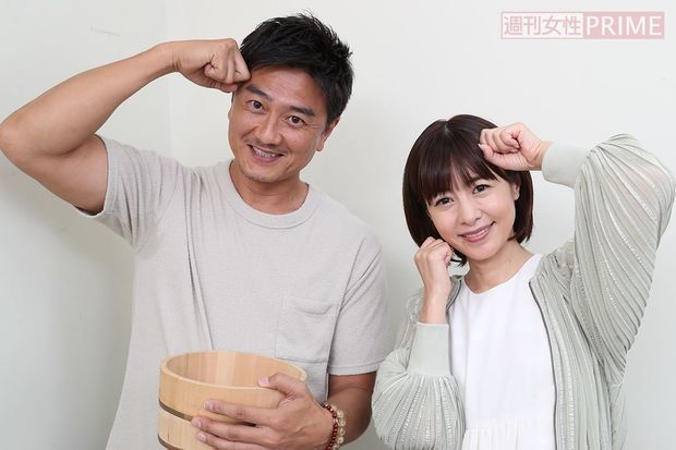 さとう珠緒、“元祖ぶりっ子” が原田龍二と本音で語った「孤独死への不安」