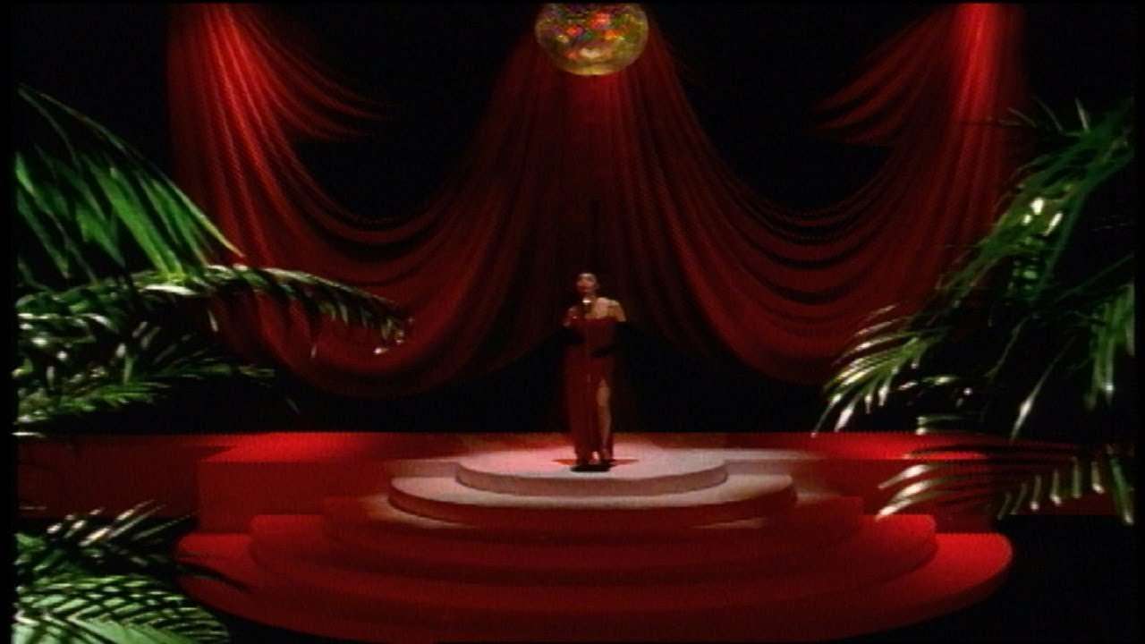 松任谷由実 - 真夏の夜の夢 - YouTube