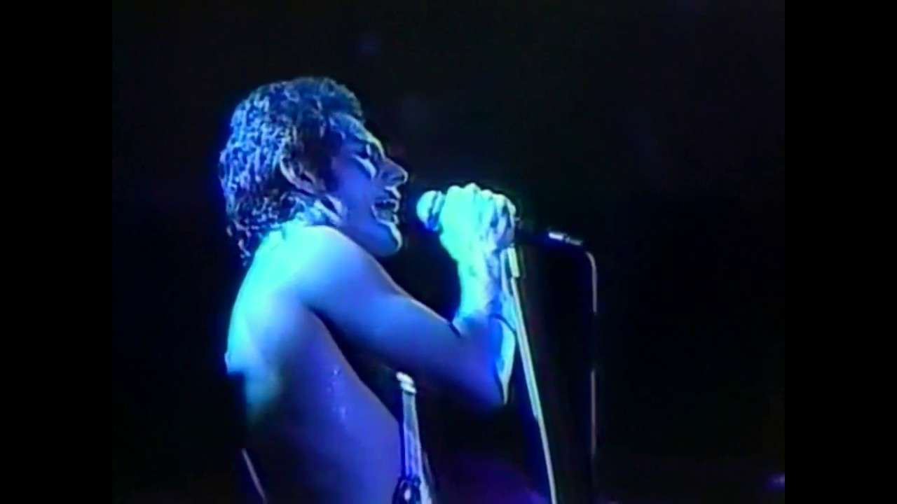 手をとりあって 和訳字幕付き クイーン Teo Torriatte (Let Us Cling Together) Queen 1979 Tokyo × Remastered 2011 - YouTube