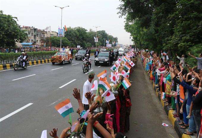 安倍内閣が総辞職　通算3188日、歴代最長