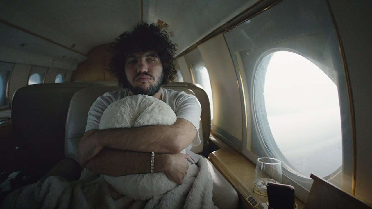 benny blanco, Halsey & Khalid – Eastside (official video) - YouTube