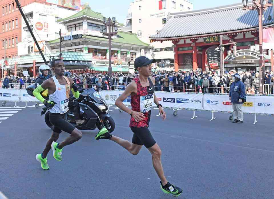 東京マラソン、沿道に7万2000人　観戦自粛要請も各所で人だかり…主催者「集まってしまった」