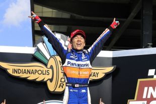 レジェンドに昇華した佐藤琢磨　インディ５００Ｖ、再び金字塔：時事ドットコム
