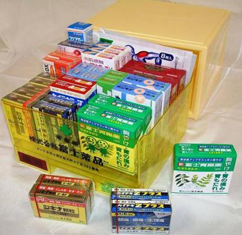 薬箱は何使ってますか？ついでに常備薬もおせーて💊