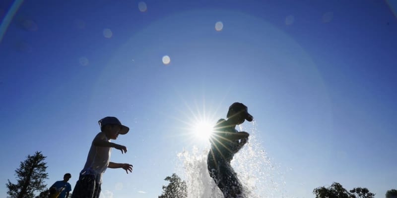 日本の子ども、幸福度が最低水準　ユニセフの38カ国調査 ｜ 共同通信