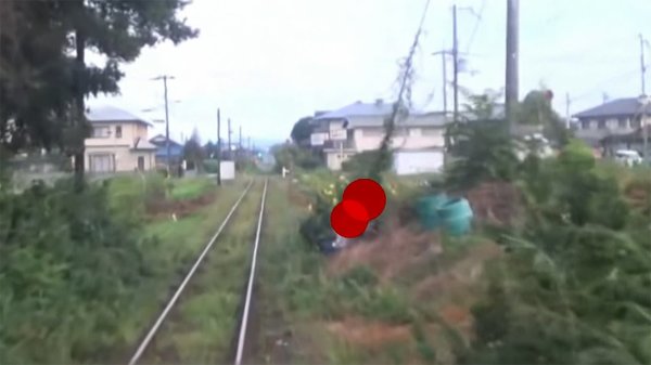 “撮り鉄”敷地に あわや接触　マナー違反 警笛に急ブレーキ