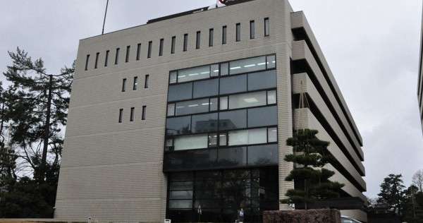 公立学校教諭を逮捕　少年の下半身触った疑い　福井県警 - 毎日新聞