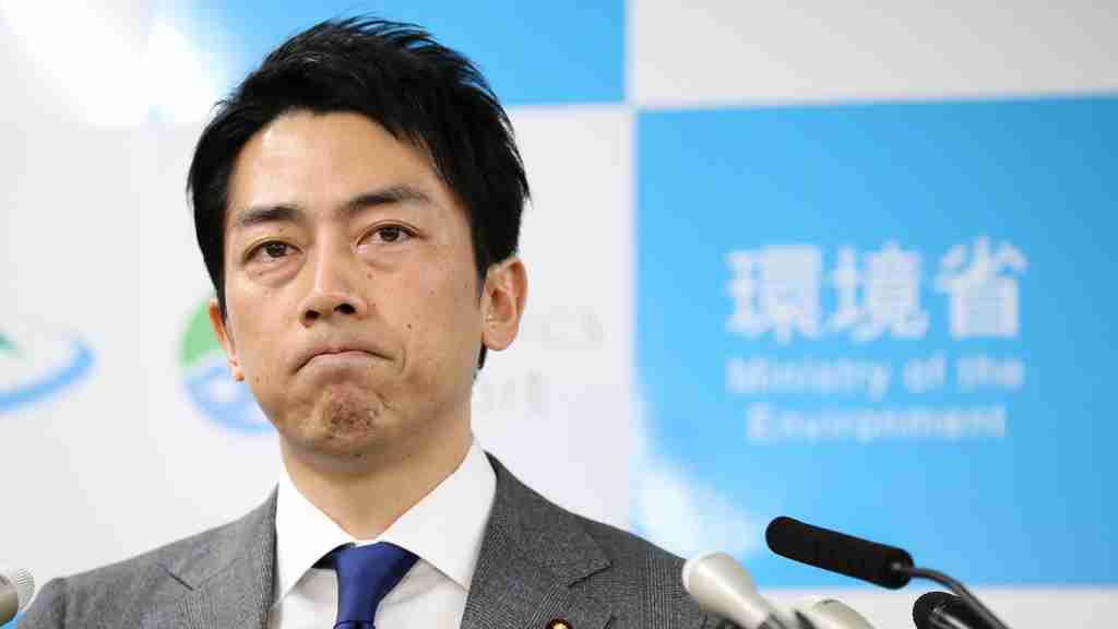 ｢女性とカネ｣進次郎はどこまで自分に甘いのか 発言と行動の