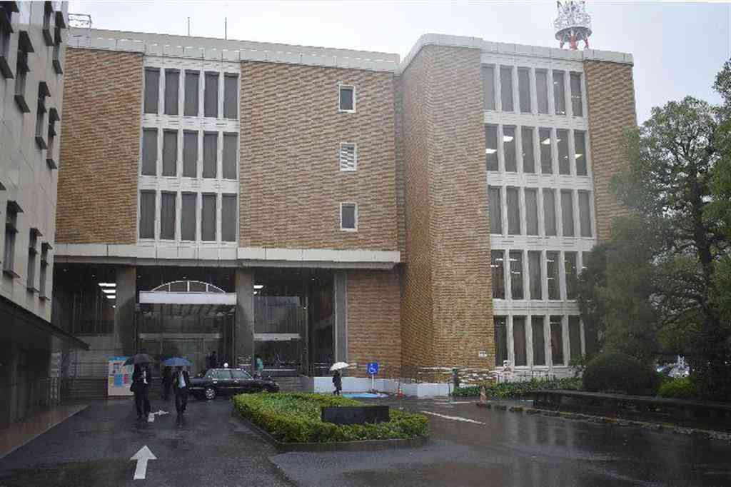 小４男児殺害、３３歳義父に懲役１６年　さいたま地裁 - 産経ニュース