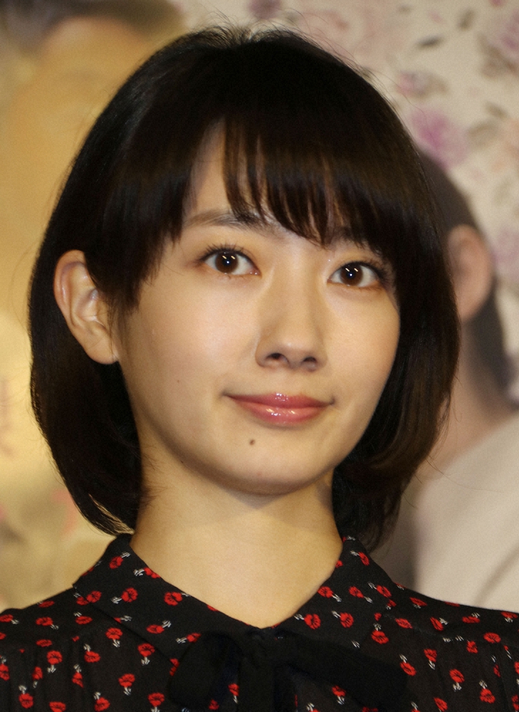 波瑠、日テレ・岩本乃蒼アナとの意外な関係告白「そんなふうに見えてたんだ！」― スポニチ Sponichi Annex 芸能