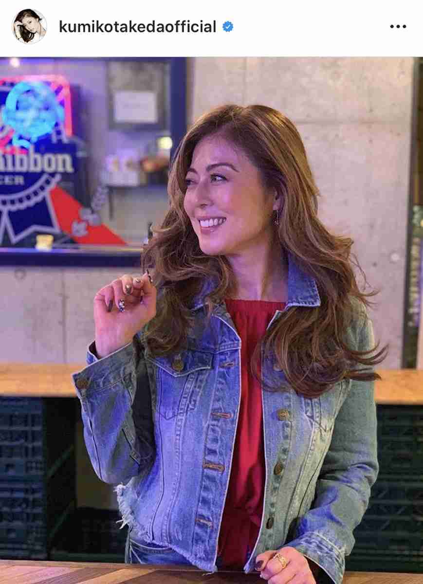 武田久美子、２か月ぶりインスタ更新でジージャン着こなしショット　「いくつになっても完璧美人」の声 : スポーツ報知