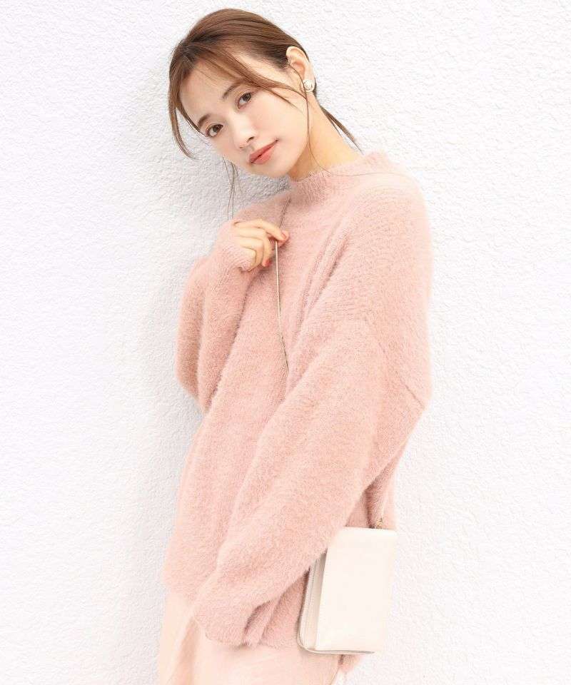 年齢と好きな洋服のブランド教えて☆　