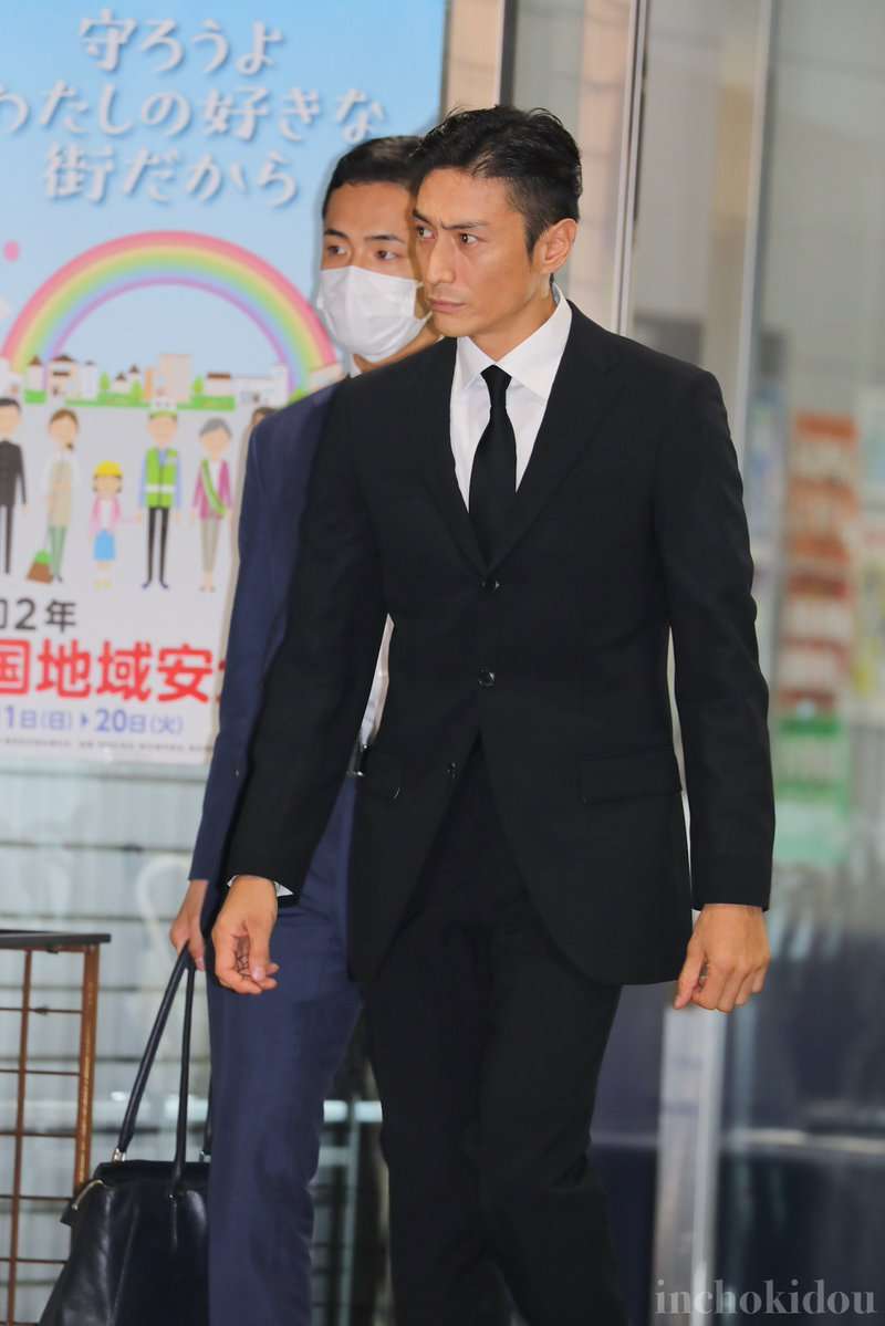 保釈の伊勢谷友介被告に「かっこいいなぁ」とホレボレ　尾木ママに批判が殺到！　「教育者が言うな」の声