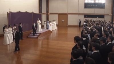 菅義偉首相「男系継承の重み踏まえる」と表明　自民保守グループとの面会で