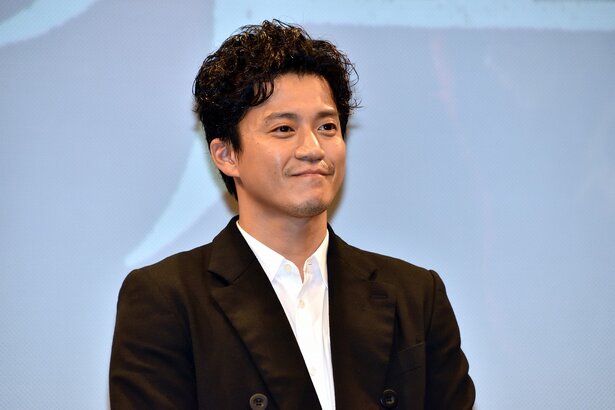 小栗旬、星野源の“罪深さ”を断言「星野源ボイスは罪な声ですよね。源ボイス」 （1/3） | 芸能ニュースならザテレビジョン