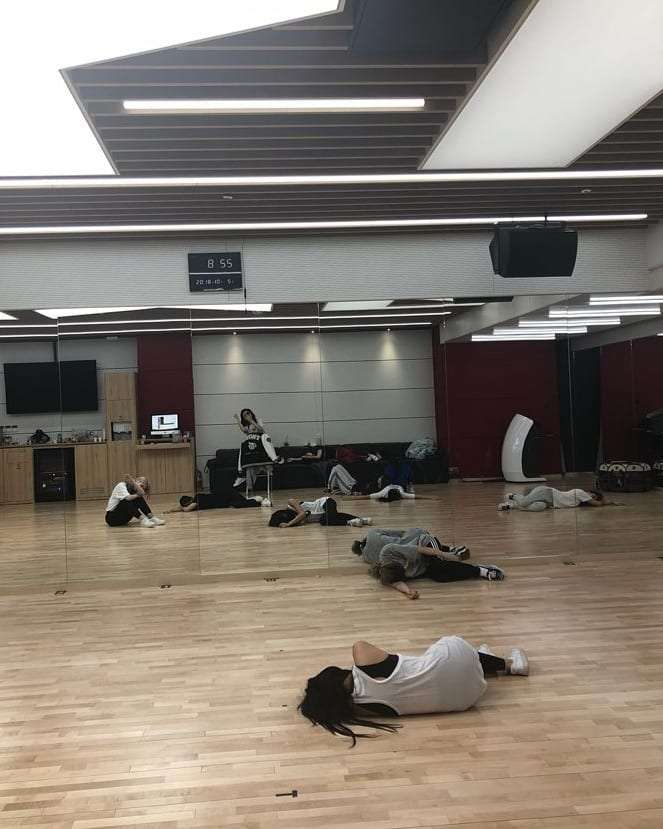NiziU・ミイヒ、休養を発表