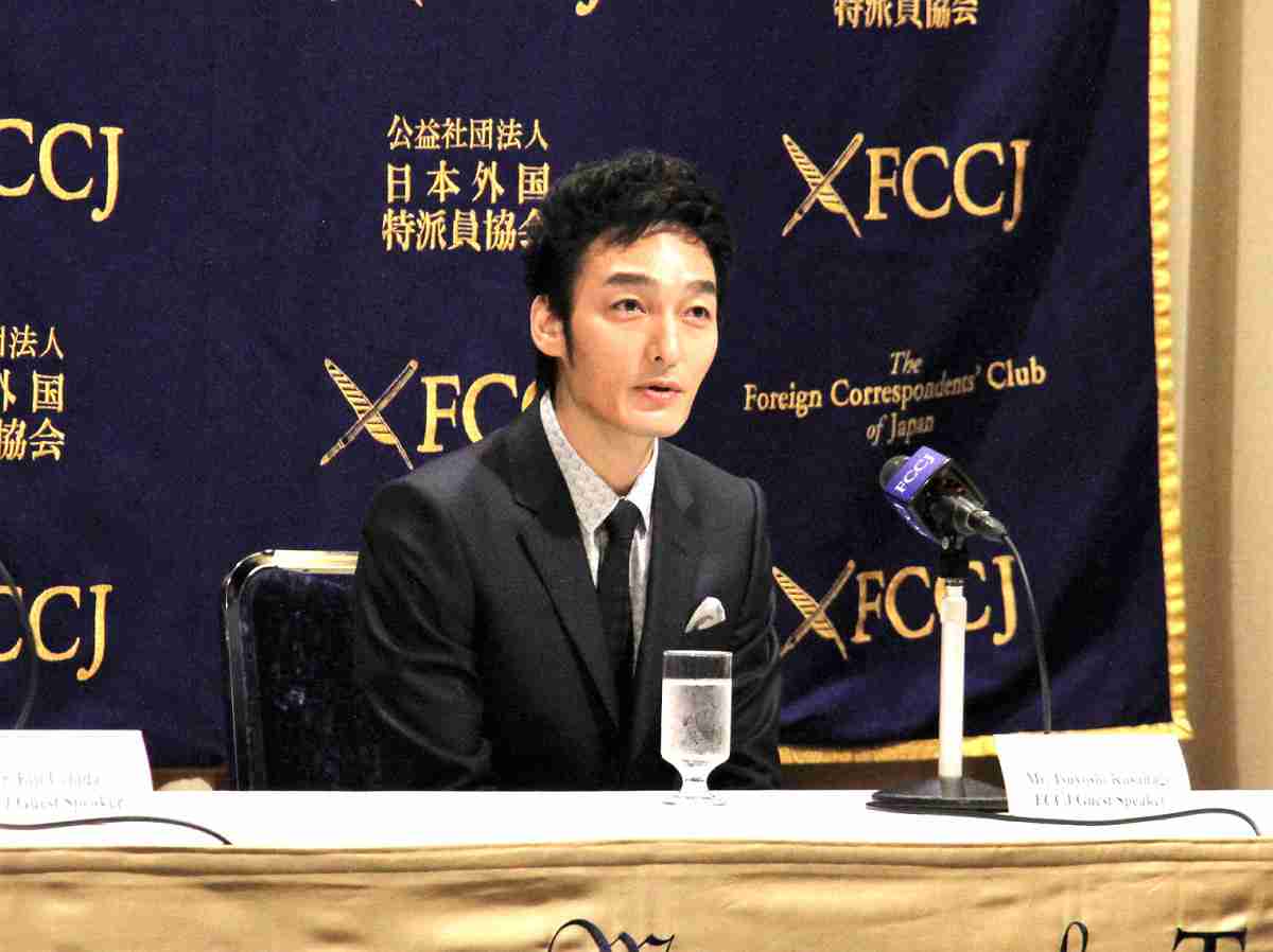草なぎ剛、主演映画「ミッドナイトスワン」を世界にアピール「感動を一人でも多くの人に届けたい」