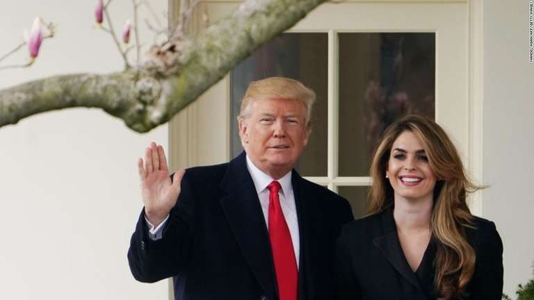 CNN.co.jp : トランプ大統領とメラニア夫人がコロナ検査　最側近の陽性受け