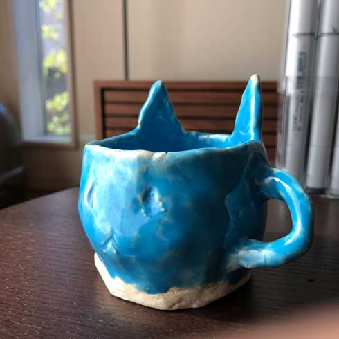 娘作の猫のマグカップが 確実に目を狙ってくる鬼仕様 実際に使う様子に 涙が出るほど笑った の声 ガールズちゃんねる Girls Channel