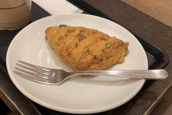スタバ、コロナ禍で自粛していた伝統サービスを再開　ユーザーからは歓喜の声
