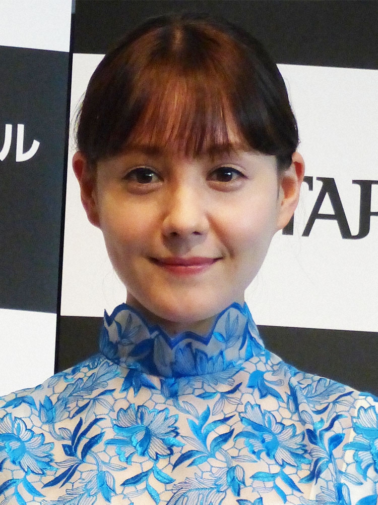 トリンドル玲奈　「久しぶりに着ました！」和服美人っぷりに反響「美しすぎる」「うなじが色っぽい」― スポニチ Sponichi Annex 芸能