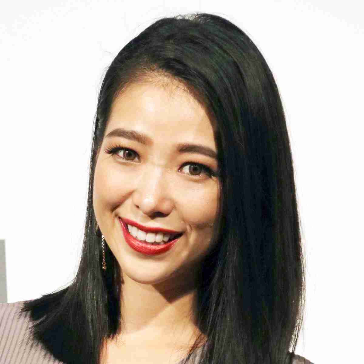 紅蘭、忙しい朝に助かる新ヘアスタイル披露「14．5年ぶりにパーマあてた」