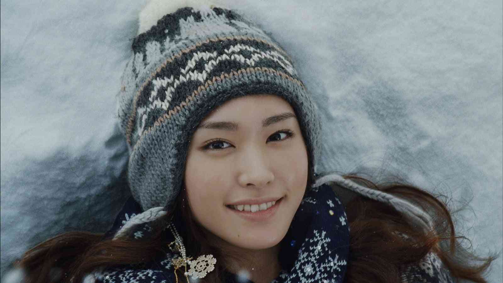 新垣結衣の“10年間の軌跡”　変わらぬ美貌を振り返る