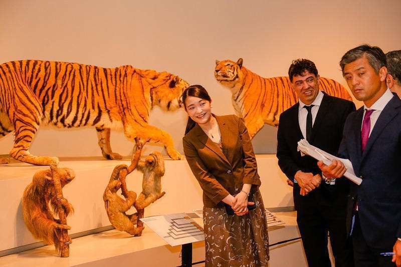 菅義偉首相「男系継承の重み踏まえる」と表明　自民保守グループとの面会で