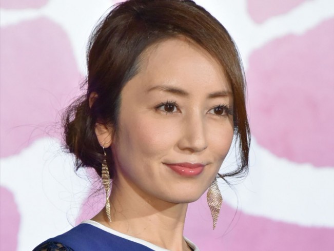 矢田亜希子、ド派手な