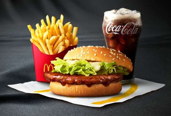 マック営業利益、過去最高 1～9月期、持ち帰り増で