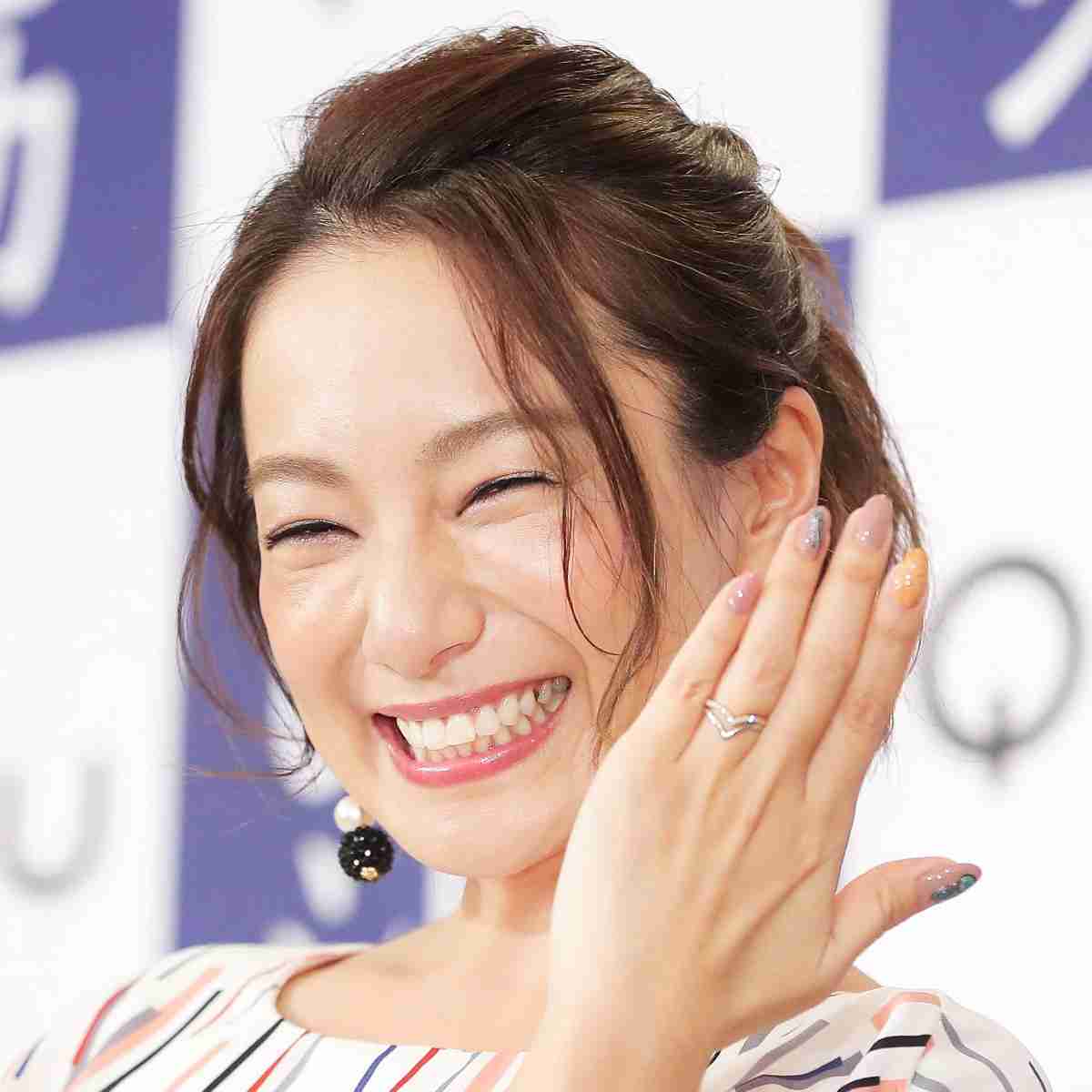 三船美佳、スピルバーグ監督から直筆サイン入りETポスターで誕生祝われていた「引っ越してどっか行っちゃった」