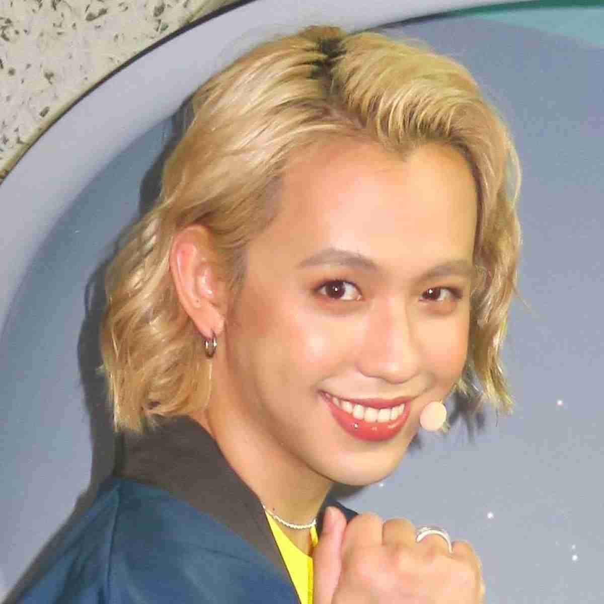 りゅうちぇる、寝癖＆無精ヒゲの“どすっぴん”公開し「誰かと思った」「錦戸くんに少し似てる」 : スポーツ報知