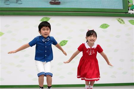 鈴木福「黒マスク×帽子」最強コーデで「かっこつけてみた」 自撮りにファンドキッ「最強説立証」